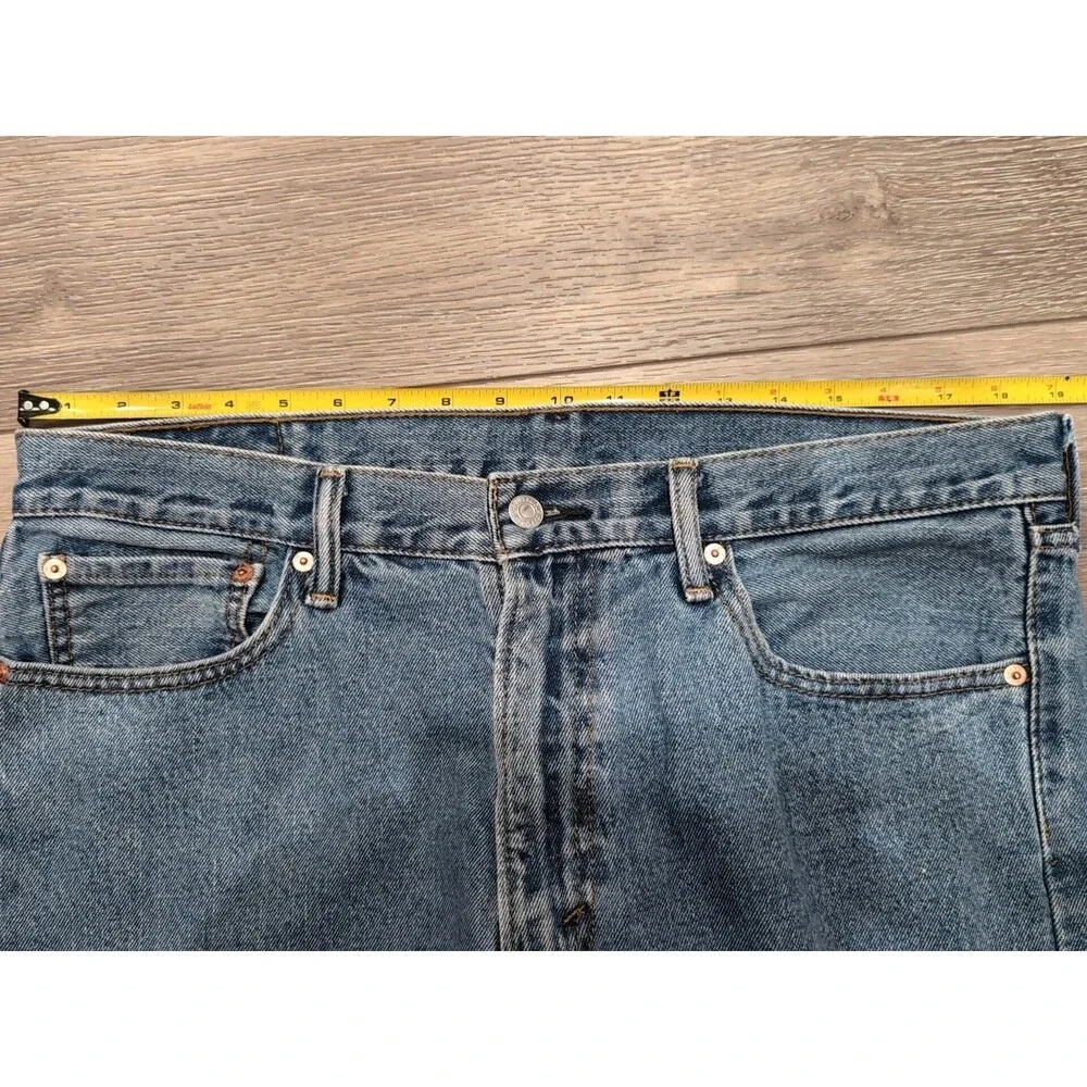 LEVI'S 505 MEN'S JEANS SIZE 36X34 Blue Straight Regular Light Wash EUC
